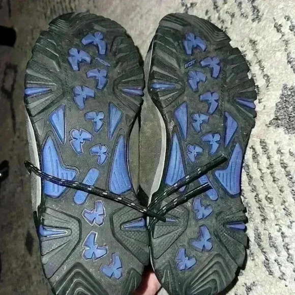 Hi-Tec Logan Waterproof  Jr.- Kids Boots size 6 - Picture 4 of 5